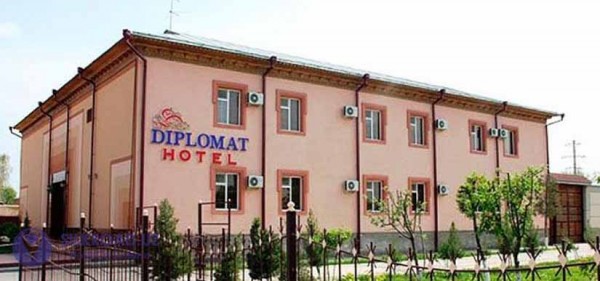 Diplomat
